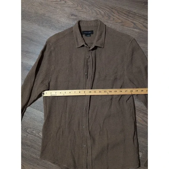 Cotton on Garments Men's Button Down Shirt Waffle Brown Small - Picture 10 of 16